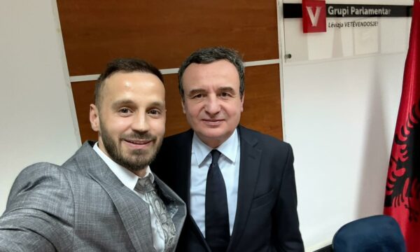 Votoi kundër rezolutës për Specialen, Geci: Shumë krenar për veprimin, jam kundër individëve në Hagë