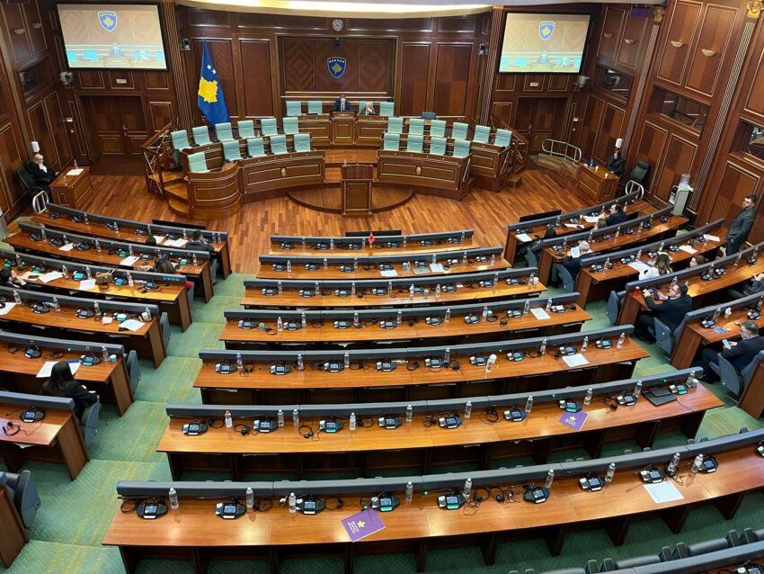 Në Kuvend po mungojnë vetëm VV dhe Lista Srpska