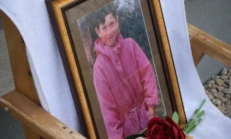 Gjenden eshtrat e 9-vjeçit të rrëmbyer nga forcat serbe gjatë luftës, rivarroset të shtunën