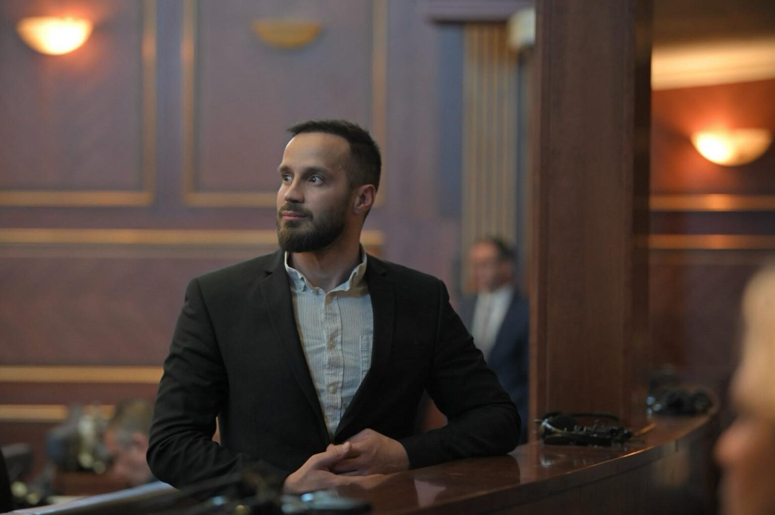 Deputeti Geci i reagon xhaxhait të tij, Gani Gecit: Une i kam shkruar vetë ato fjali