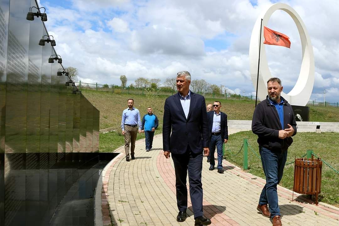 Deklarata skandaloze e Gecit për Thaçin, reagon edhe Sami Lushtaku