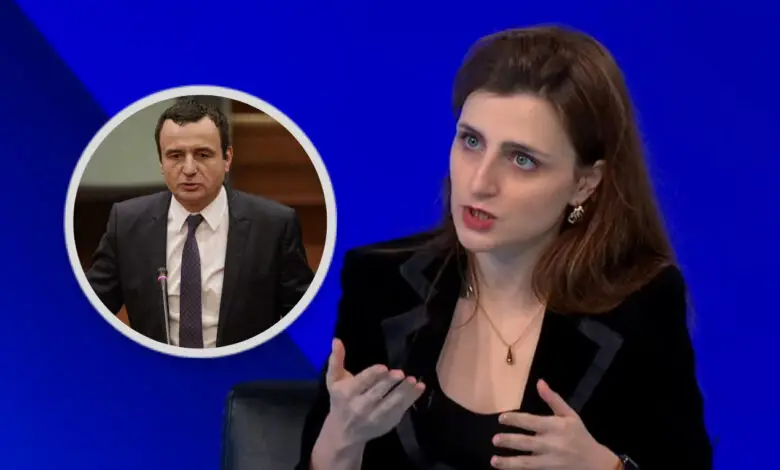 Deputetja e LDK-së e krahason Kurtin me Enver Hoxhën: Kopja e zbehtë e xhaxhit