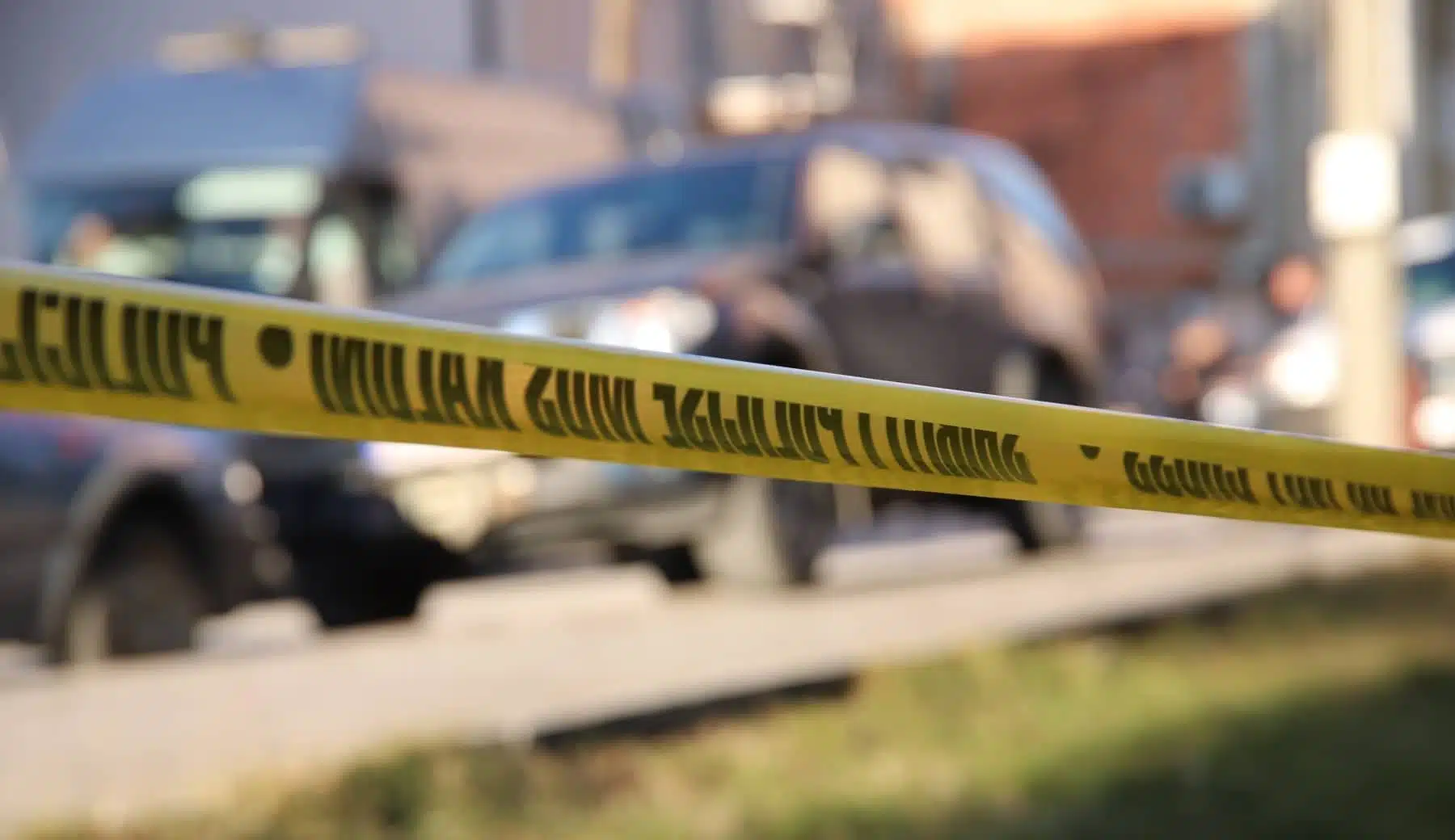 Gjendet pa shenja jete në hyrje të një ndërtese – nisin hetimet për vdekjen e 41-vjeçarit