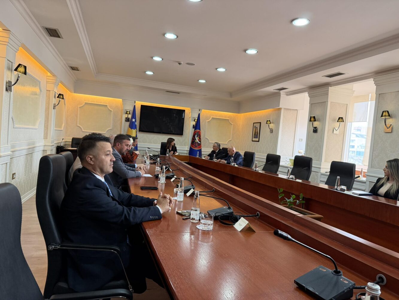 Përfundon takimi: Propozohet kjo datë për mbajtjen e zgjedhjeve