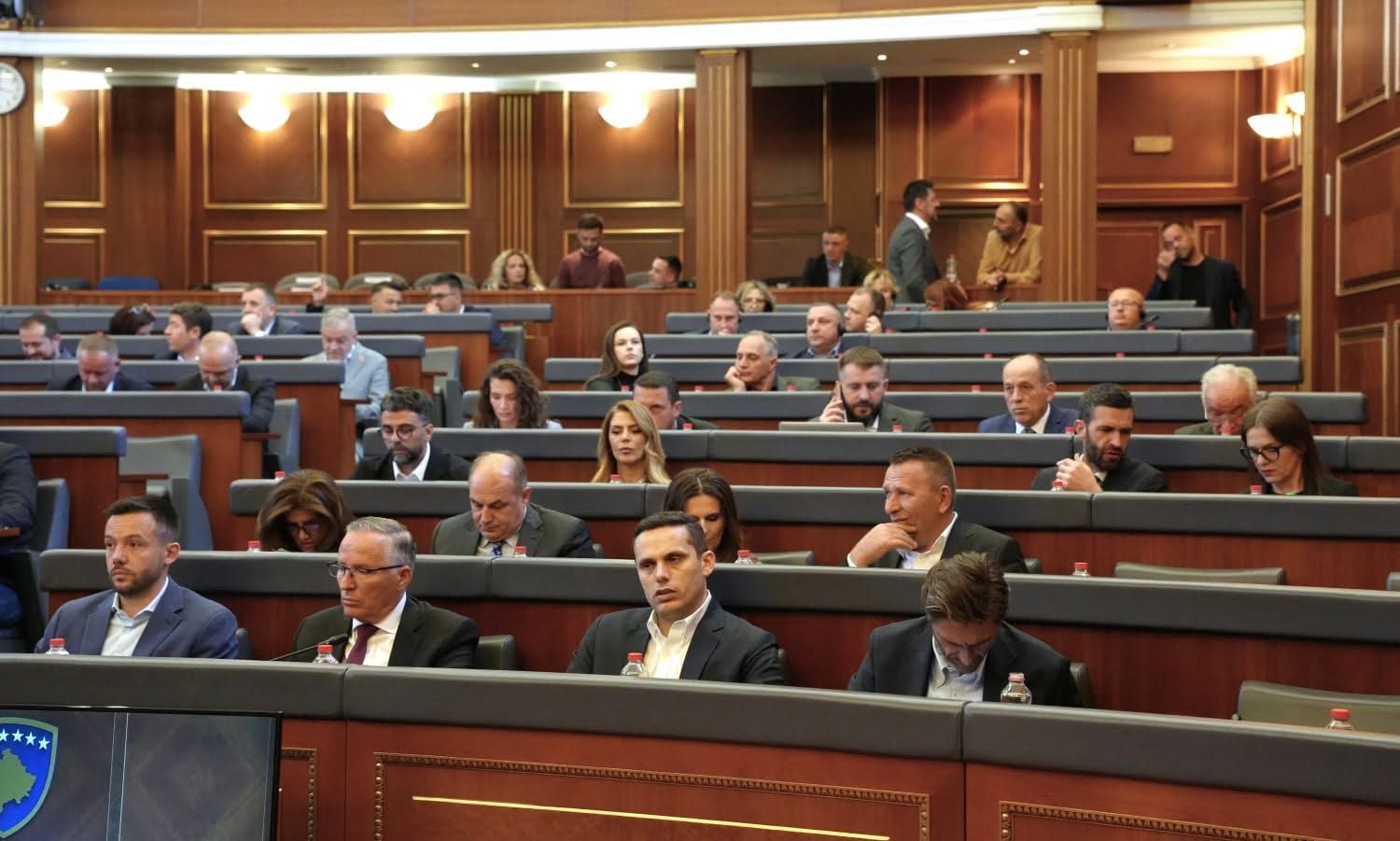 PDK-ja nuk vendos ‘vija të kuqe’ për Vetëvendosjen