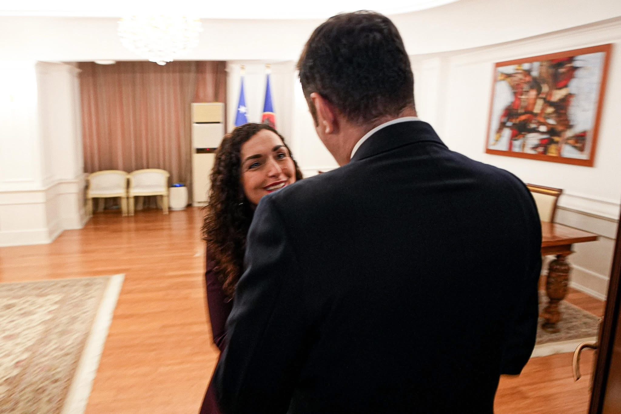 Osmani i bashkohet LDK-së, nis takimi me Abdixhikun