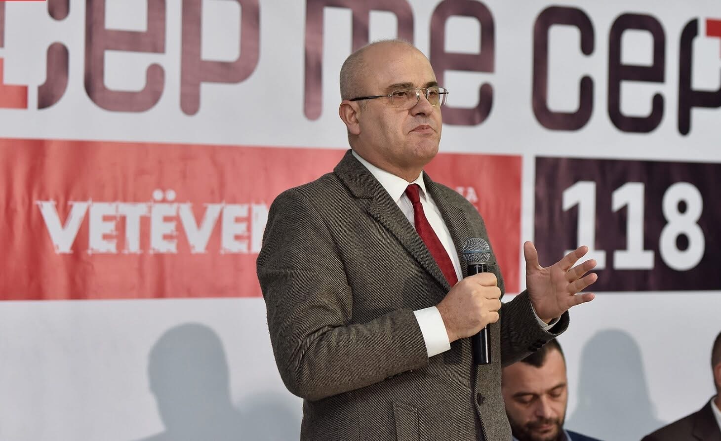 Haxhi Avdyli: Vjosa Osmani e ka bërë kryeministër Albin Kurtin