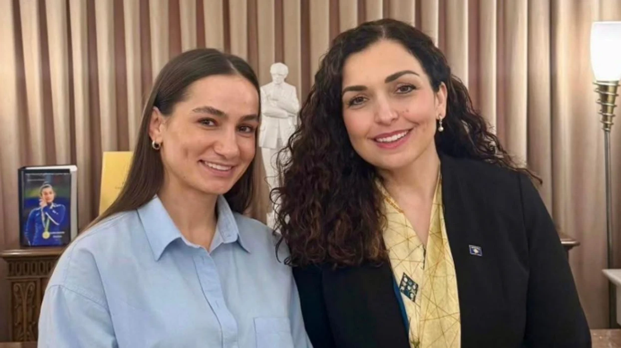 U tha se Majlinda Kelmendi do të jetë pjesë e listës së Vjosa Osmanit, reagon klubi i xhudos
