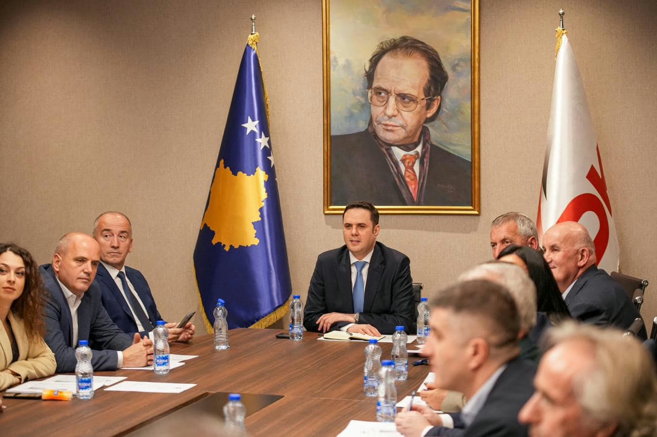 LDK cakton kandidatin për kryeministër…