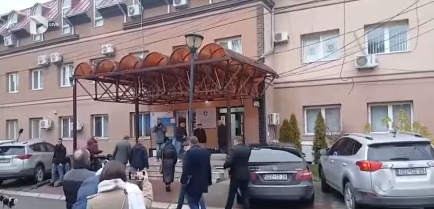 Serbët në Veri largojnë nga puna shqiptarët me arsyetimin se nuk i plotësojnë kriteret
