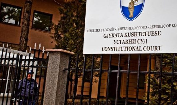 Çështja e energjisë elektrike, Kushtetuesja rrëzon vendimin e Supremes