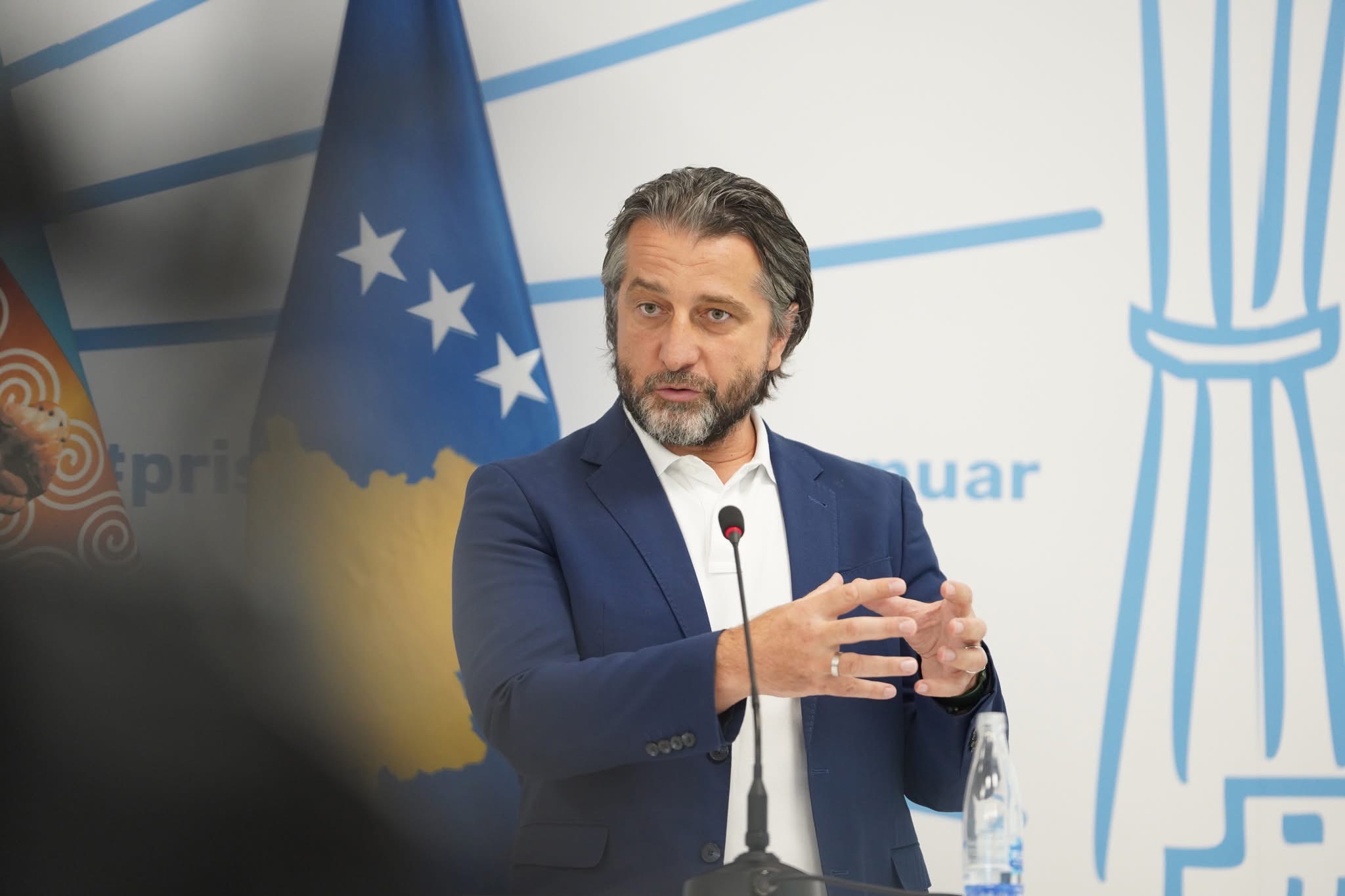 Taksa për automjetet? Rama tregon kushtin e vetëm për ta hequr nga tavolina