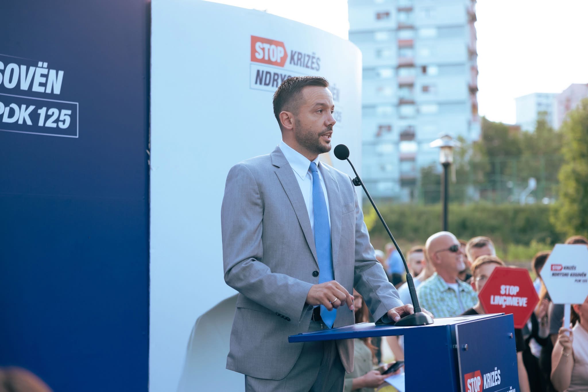 Tahiri: Sovranitetin në veri e ka forcu PDK-ja, jo agjenda manipuluese e Kurtit