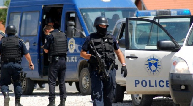 Ekskluzive | Forca të shumta policore zbarkojnë në Prishtinë – Njësitë Speciale dhe hetuesit në aksion