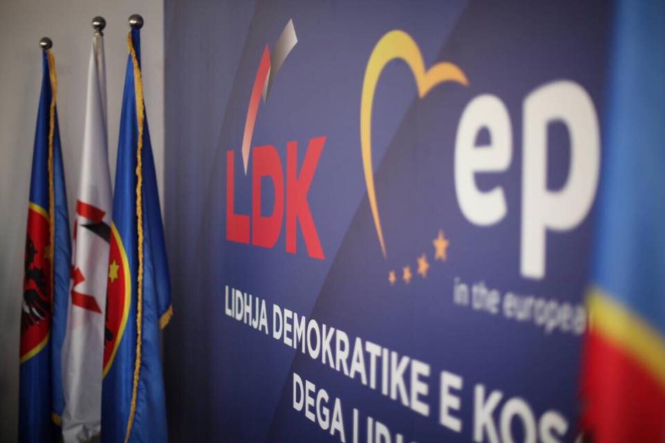“Kërset” në LDK, nisin përçarjet pas rezultatit të zgjedhjeve