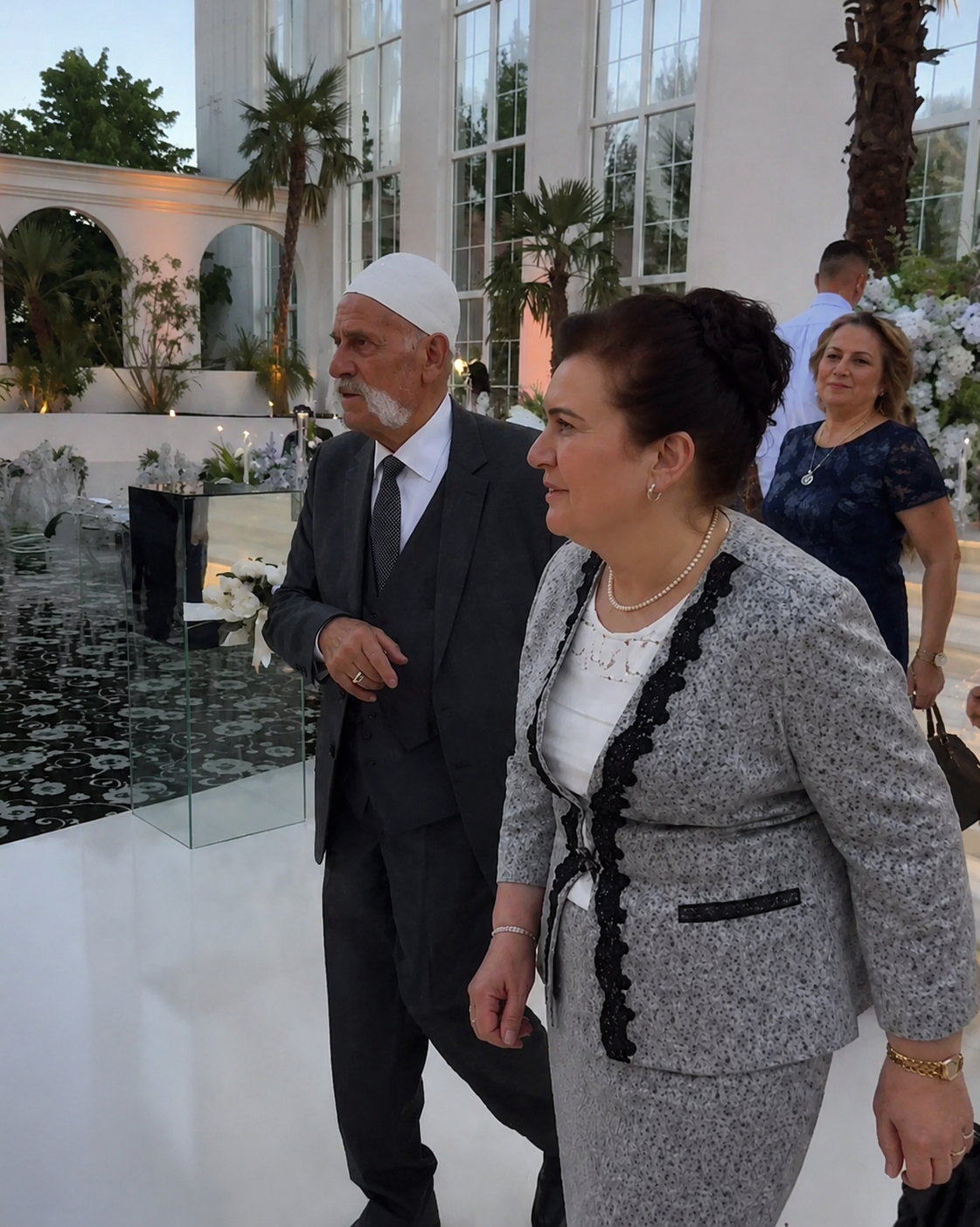 Lidhja familjare që pak e dinin: Gruaja e Rifat Jasharit, motra e një figure të njohur të VV-së