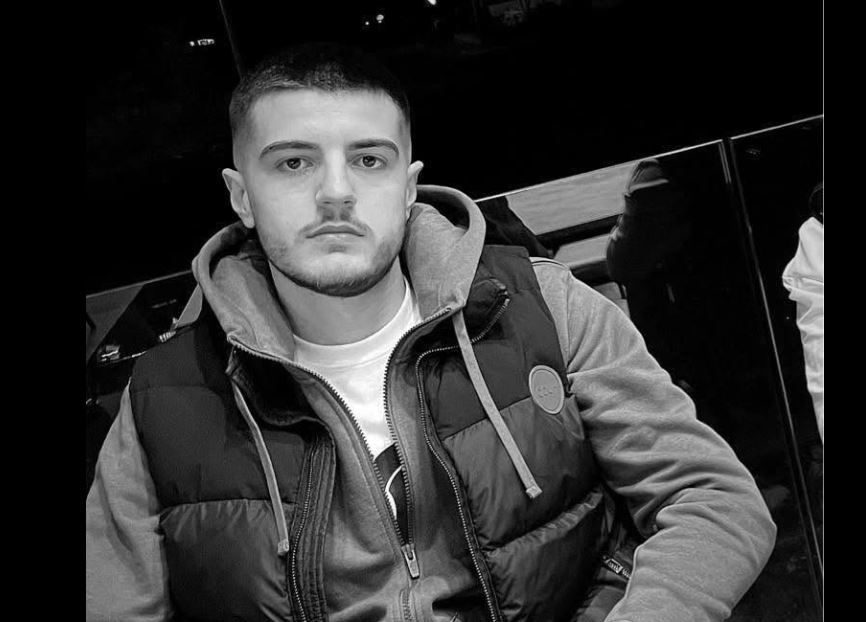 E dhimbshme: Ky është 22-vjeçari që humbi jetën në aksidentin e rëndë