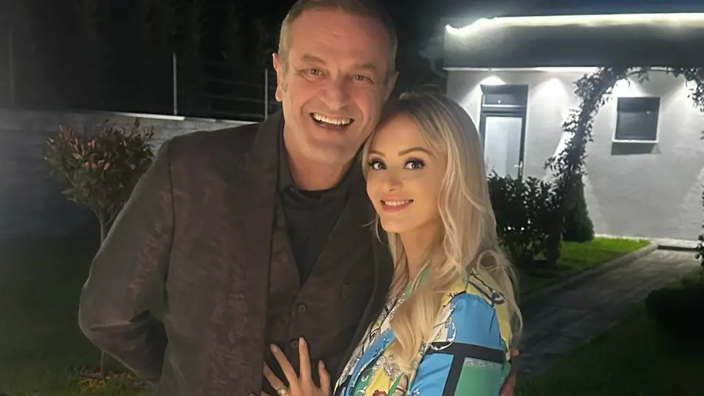 Pas aksiďenťit, e bija i bën dedikimin më emocionues Sinan Vllasaliut