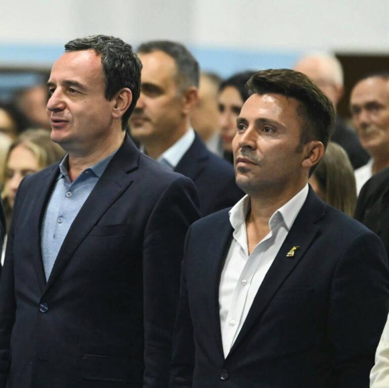 Vetëvendosje: PDK po i bën presion LDK-së që të mos bashkëpunojë me ne