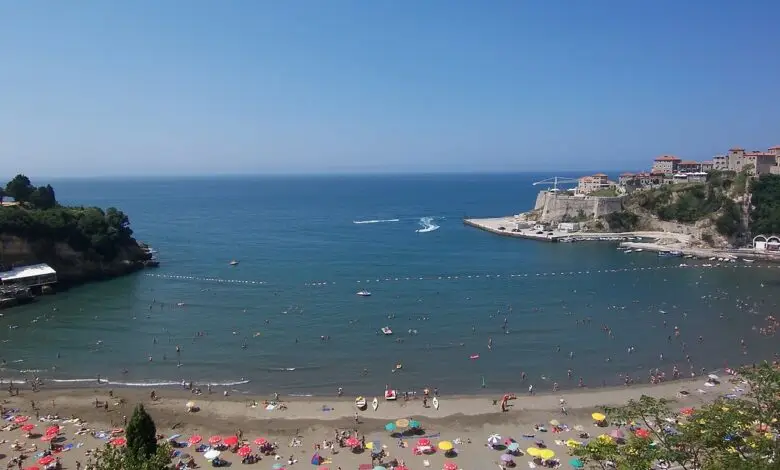 Raportohet se një burrë nga Kosova ka humbur jetën në bregdetin e Ulqinit