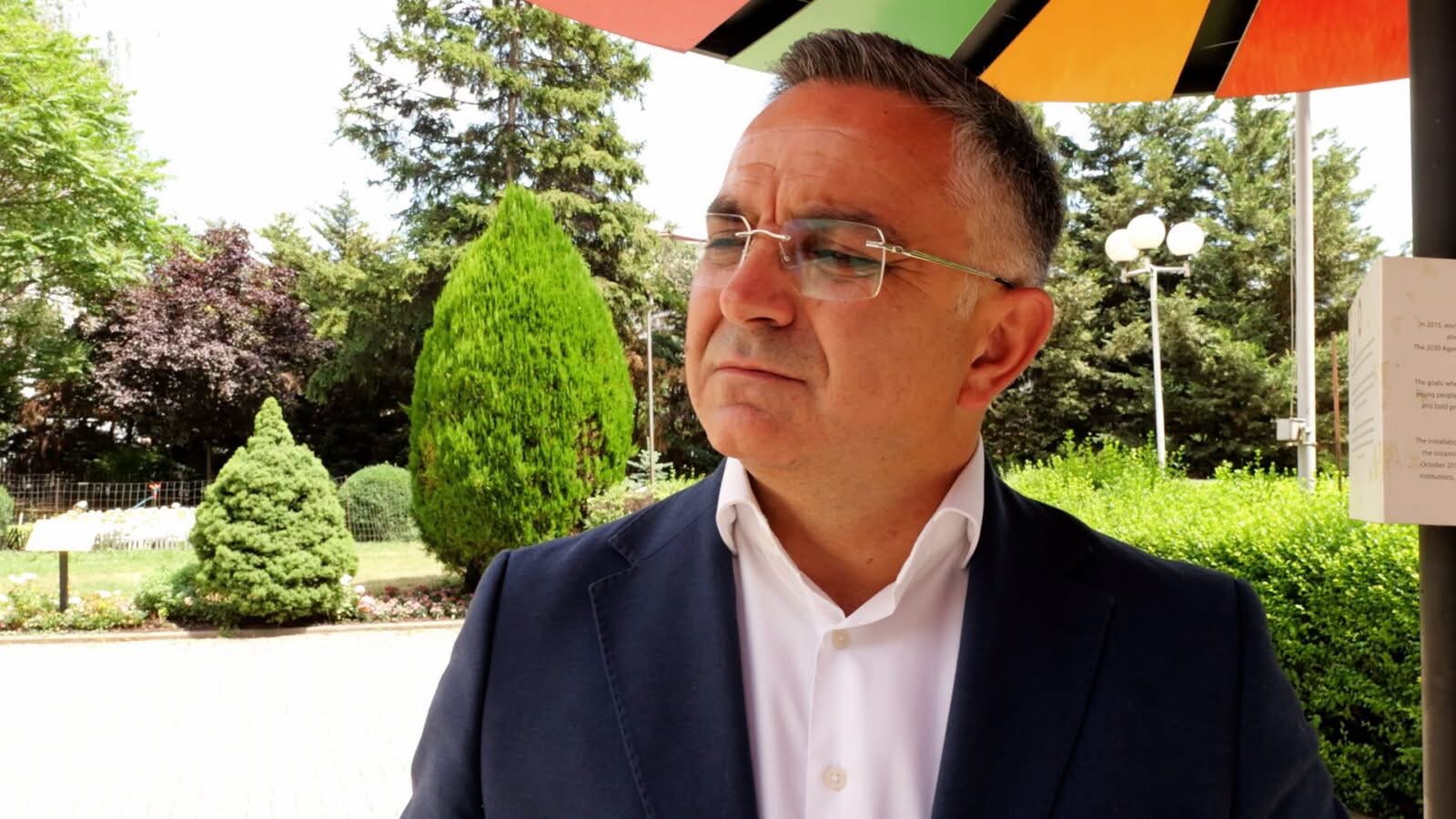 Tahiri: Le të këtë garë për president mes Haradinajt dhe një kandidati të VV-së