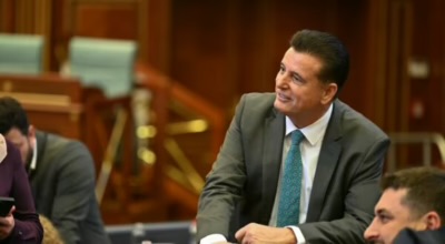 Bahtiri me deklaratë të fortë: SHBA-ja mund ta ľikuidojë edhe një president, e lëre më një kryeministër