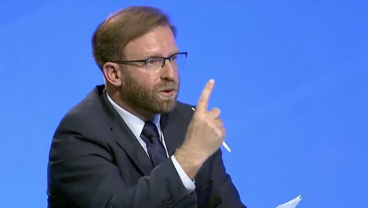 Abazi me akuza të forta ndaj Kurtit: Është në mision për shpërbërjen e Republikës së Kosovës