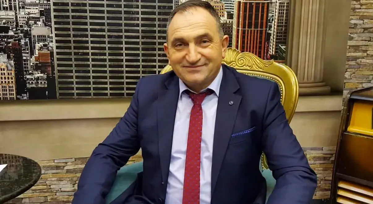 “Mbi të gjitha unë mbetem shqiptar”, Bajram Mulaj: Kam kaluar nga besimi islam në katolik, vendimi ishte plotësisht personal