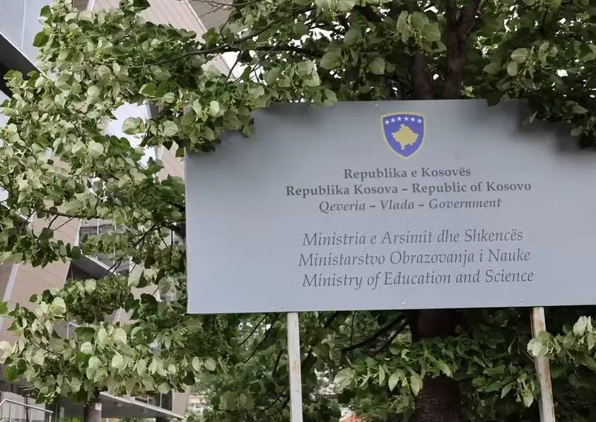 Nga 60 deri në 100 euro, ekzekutohen paratë për prindërit