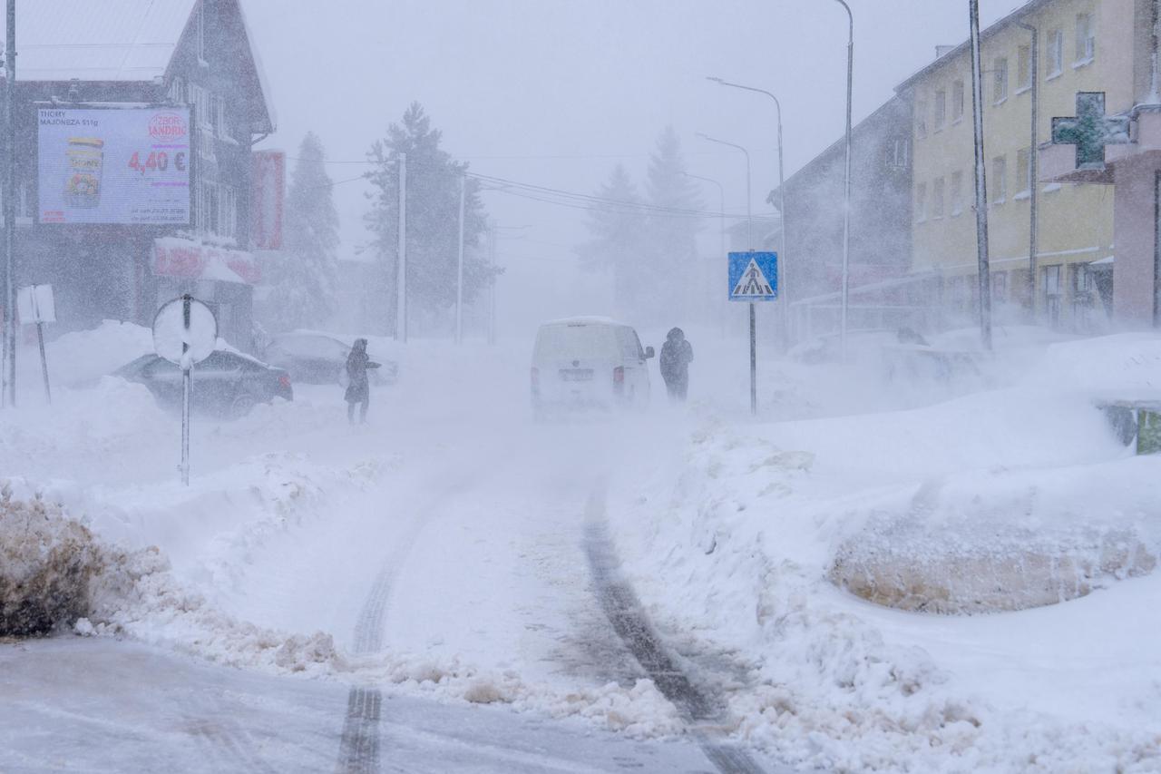 A po na pret “dimri i shekullit”, meteorologët paralajmërojnë tre skenarë